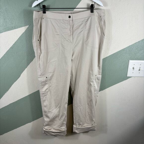 Chico's Women's Size 2.5 (L/14) Beige Crop Pants Cotton Blend Stretch Pants - Picture 11 of 12